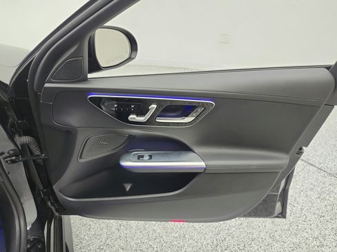 Used 2022 Mercedes-Benz C 300 Sedan image 10