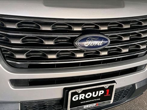 Used 2016 Ford Explorer FWD image 29