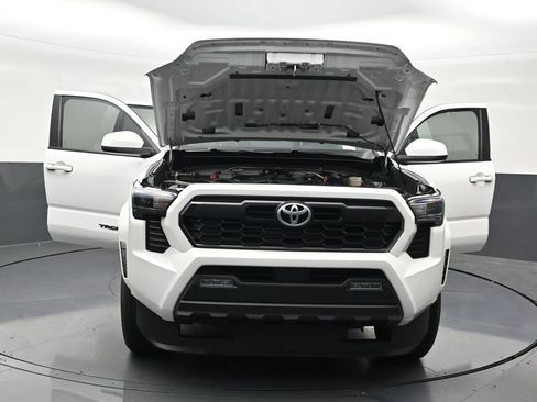 Used 2024 Toyota Tacoma TRD Sport RWD image 37