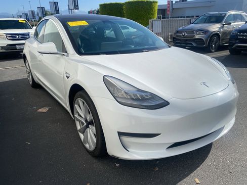 Used 2020 Tesla Model 3 Standard Range Plus RWD image 2