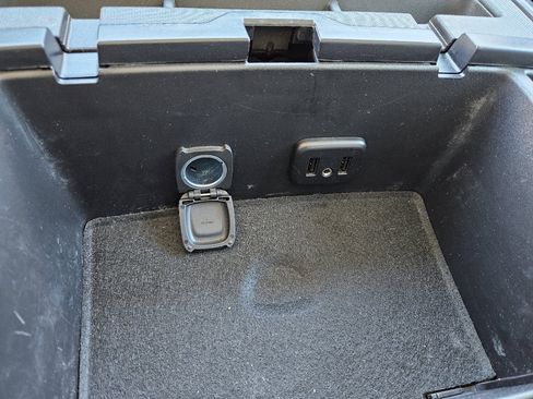 Used 2016 Chevrolet Silverado 3500 W/T image 40