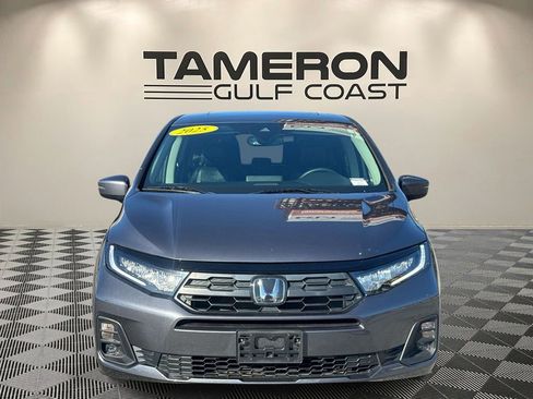 Used 2025 Honda Odyssey EX-L image 2