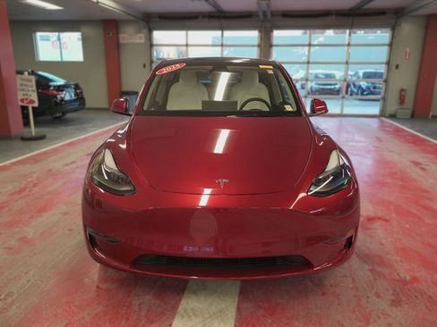 Used 2025 Tesla Model Y Long Range image 7
