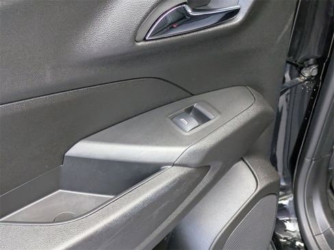 Used 2024 Chevrolet Trax LT image 27