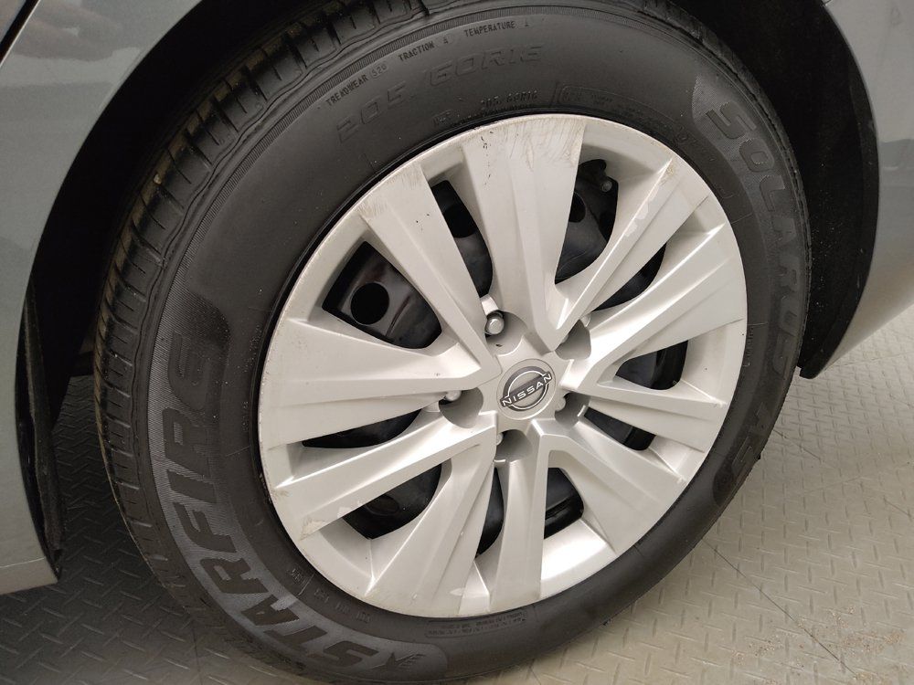 Used 2024 Nissan Sentra S FWD image 31