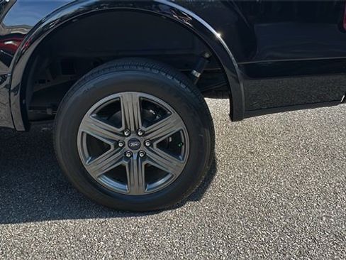 Certified 2020 Ford F150 Lariat w/ Equipment Group 502A Luxury image 19