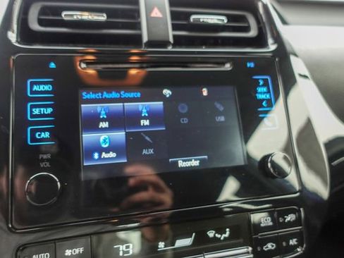 Certified 2017 Toyota Prius Two image 20