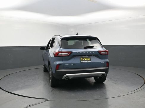 Used 2025 Ford Escape Platinum AWD/4WD image 9