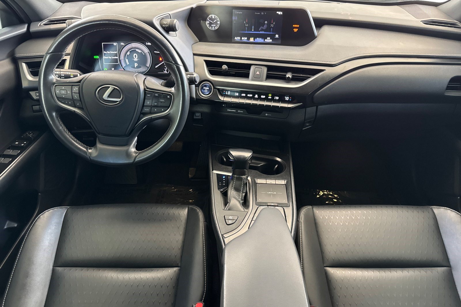 Used 2020 Lexus UX 250h w/ Accessory Package 2 AWD/4WD image 17