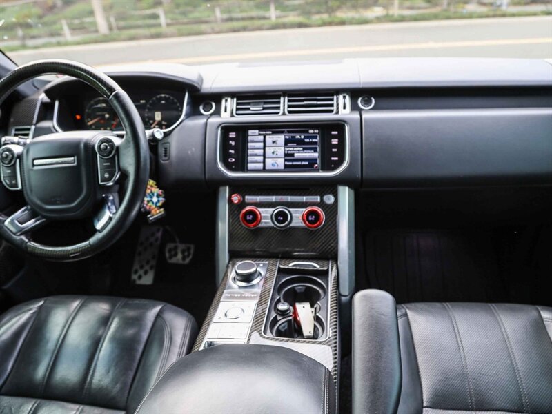 Used 2015 Land Rover Range Rover Supercharged AWD/4WD image 17