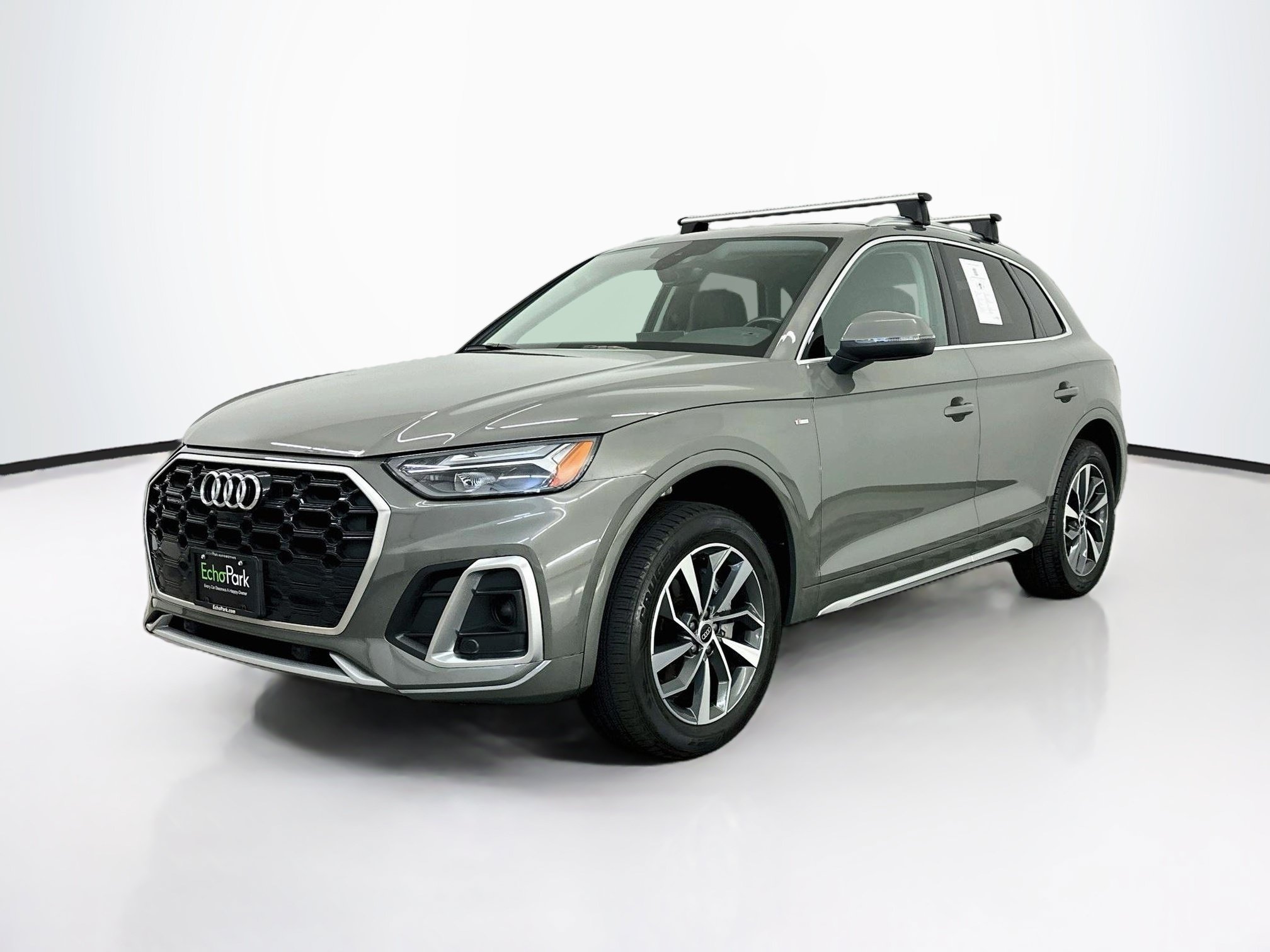 Used 2023 Audi Q5 2.0T Premium Plus w/ Premium Plus Package AWD/4WD image 3