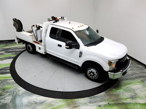 Used 2018 Ford F350 XL AWD/4WD image 35