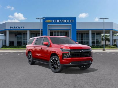New 2025 Chevrolet Suburban RST w/ RST Capability Package