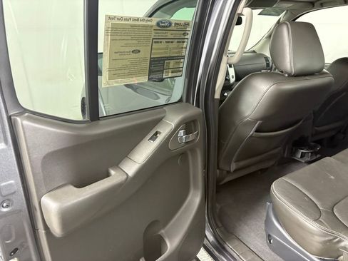 Used 2018 Nissan Frontier PRO-4X w/ Pro-4x Luxury Package image 26