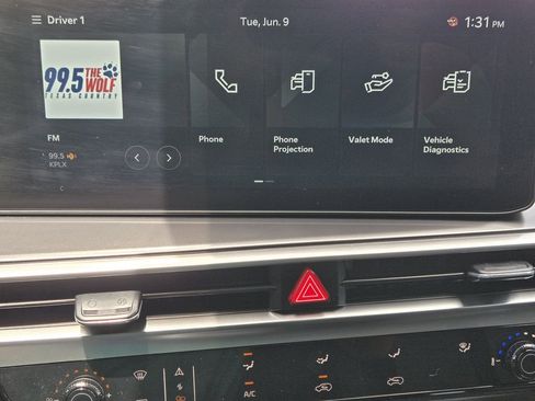 New 2026 Kia Sorento LX FWD image 12
