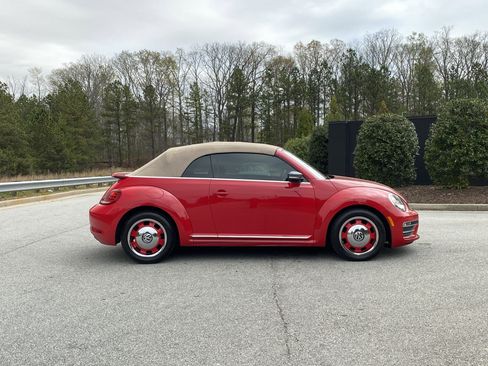 Used 2018 Volkswagen Beetle 2.0T Coast w/ Coast Lighting Package image 46