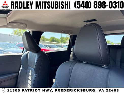 New 2026 Mitsubishi Outlander SE AWD/4WD image 2