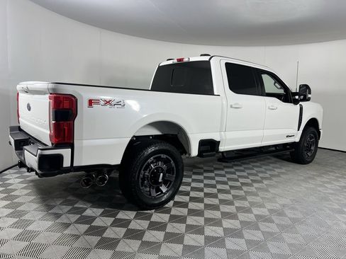 Used 2024 Ford F250 Lariat w/ Sport Appearance Package image 5