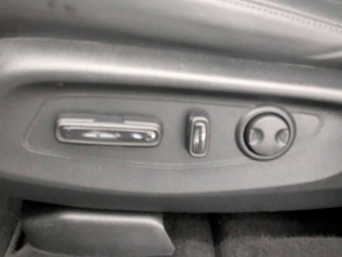 Used 2025 Honda CR-V EX-L image 17