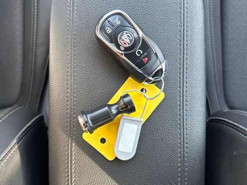 Certified 2022 Buick Encore GX Select image 32