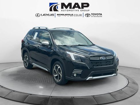 Used 2023 Subaru Forester Touring AWD/4WD image 7