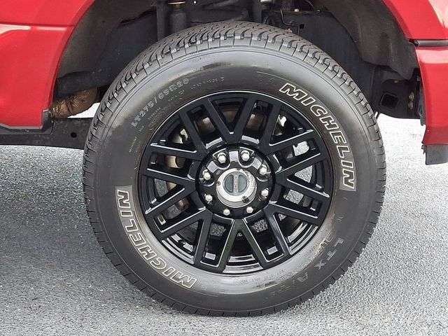 Used 2022 Ford F250 Lariat w/ Black Appearance Package AWD/4WD image 11