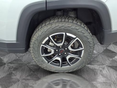 Certified 2025 Jeep Compass Trailhawk AWD/4WD image 21