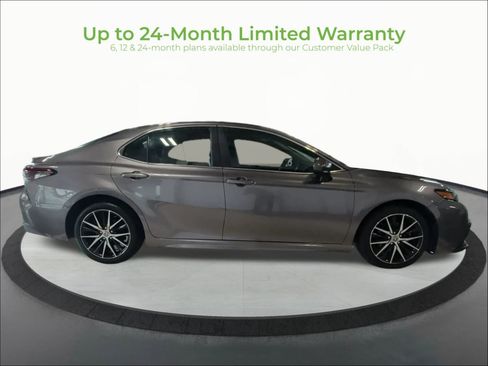 Used 2021 Toyota Camry SE FWD image 8