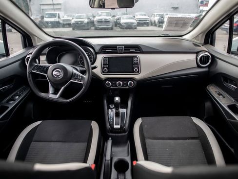 Used 2021 Nissan Versa SV image 23