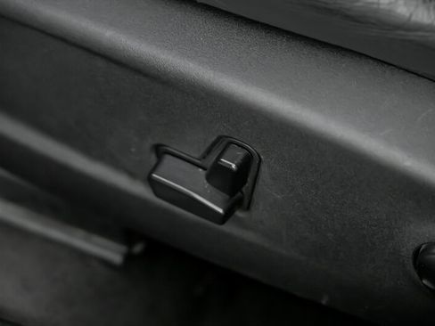 Used 2016 Dodge Charger SRT Hellcat w/ Harman/Kardon Audio Group image 26