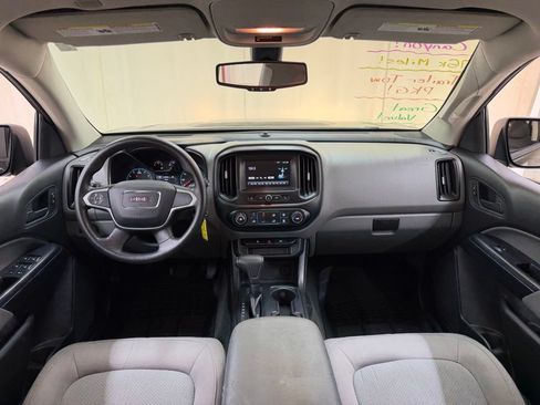 Used 2017 GMC Canyon 2WD Crew Cab w/ Convenience Package image 20