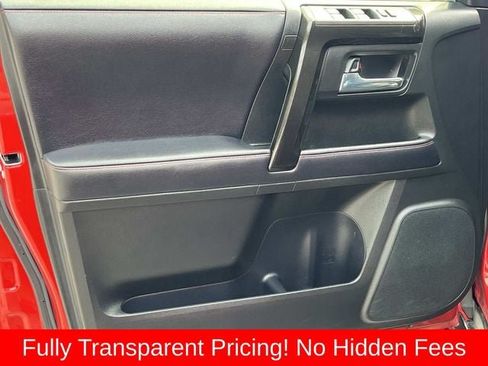Used 2018 Toyota 4Runner TRD Off-Road AWD/4WD image 22