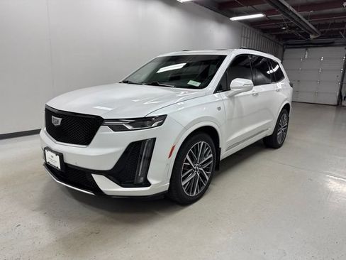 Used 2024 Cadillac XT6 Sport w/ Technology Package AWD/4WD image 1