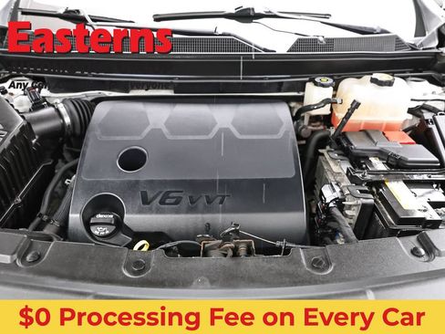 Used 2021 Chevrolet Traverse LS AWD/4WD image 7