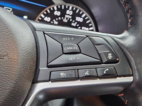 Used 2022 Nissan Sentra SR w/ SR Premium Package FWD image 23