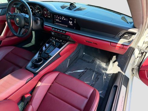 Used 2024 Porsche 911 Carrera 4 image 13