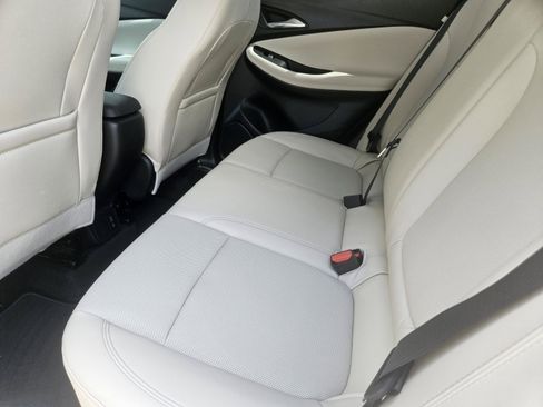 Used 2025 Buick Encore GX Sport Touring FWD image 21