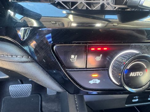Used 2025 Honda Accord Touring image 18