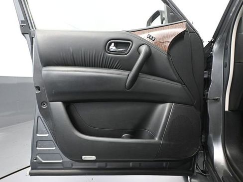 Used 2019 Nissan Armada SL w/ Premium Package image 17