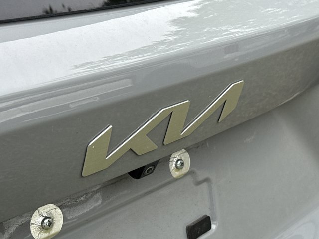 Used 2025 Kia Sorento EX FWD image 9