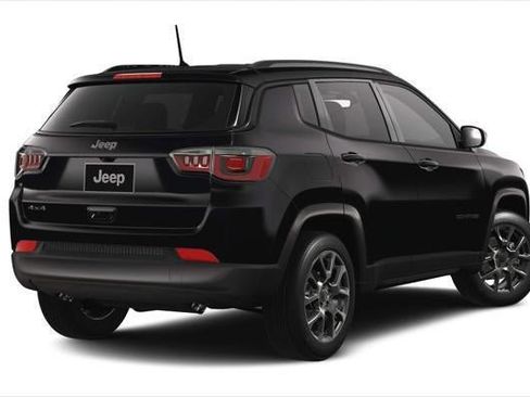 New 2026 Jeep Compass Latitude image 30