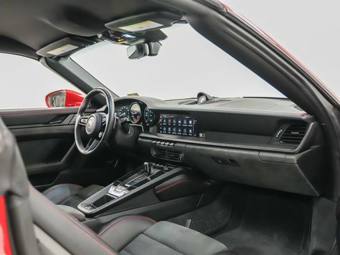 Used 2022 Porsche 911 Carrera GTS RWD image 15