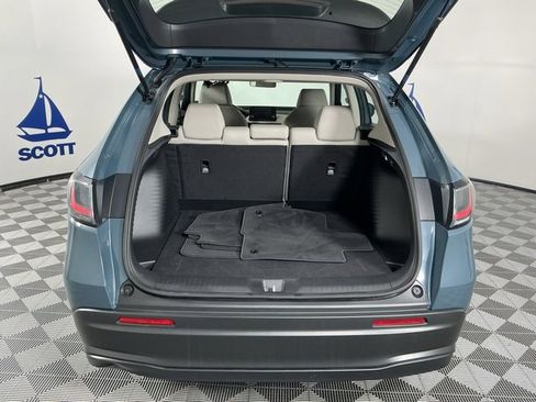 Certified 2024 Honda HR-V LX image 32