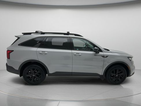 Used 2023 Kia Sorento S w/ Panoramic Sunroof Package AWD/4WD image 6