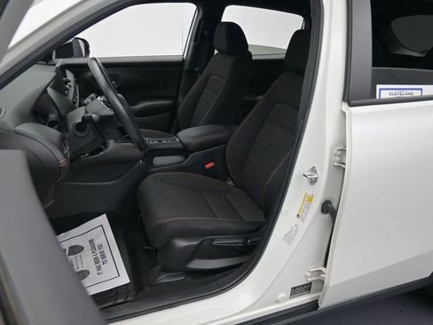 Used 2023 Honda HR-V Sport image 10