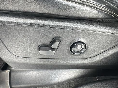 Used 2022 RAM 1500 Sport w/ G/T Package image 11