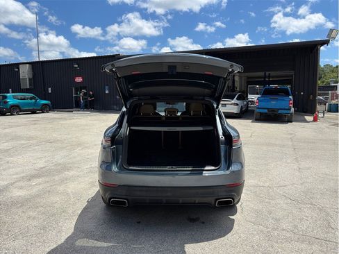 Used 2020 Porsche Cayenne AWD/4WD image 48