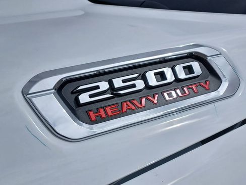 New 2026 RAM 2500 Big Horn AWD/4WD image 6