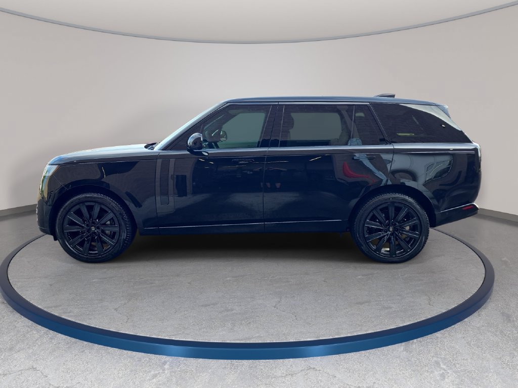 New 2027 Land Rover Range Rover Long Wheelbase SE AWD/4WD image 8