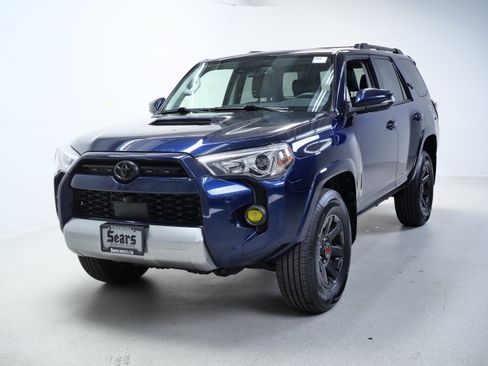 Used 2022 Toyota 4Runner TRD Off-Road Premium AWD/4WD image 10